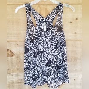 Aeropostale Black and White Flowy Tank